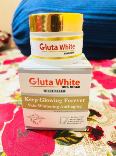 Gluta White Extreme Stronge Light up And Anti-Aging Night Cream